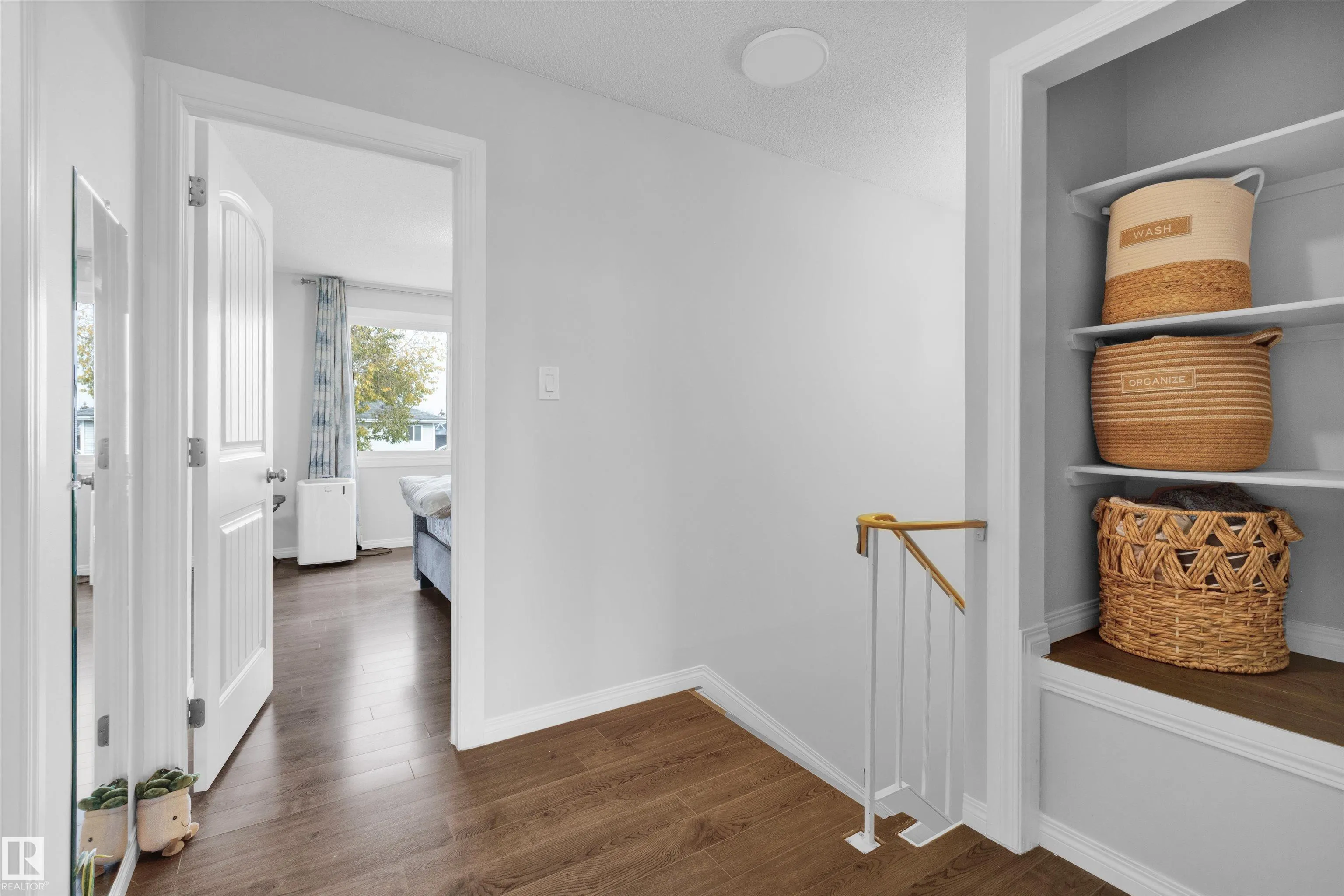 75 GRAND MEADOW Crescent