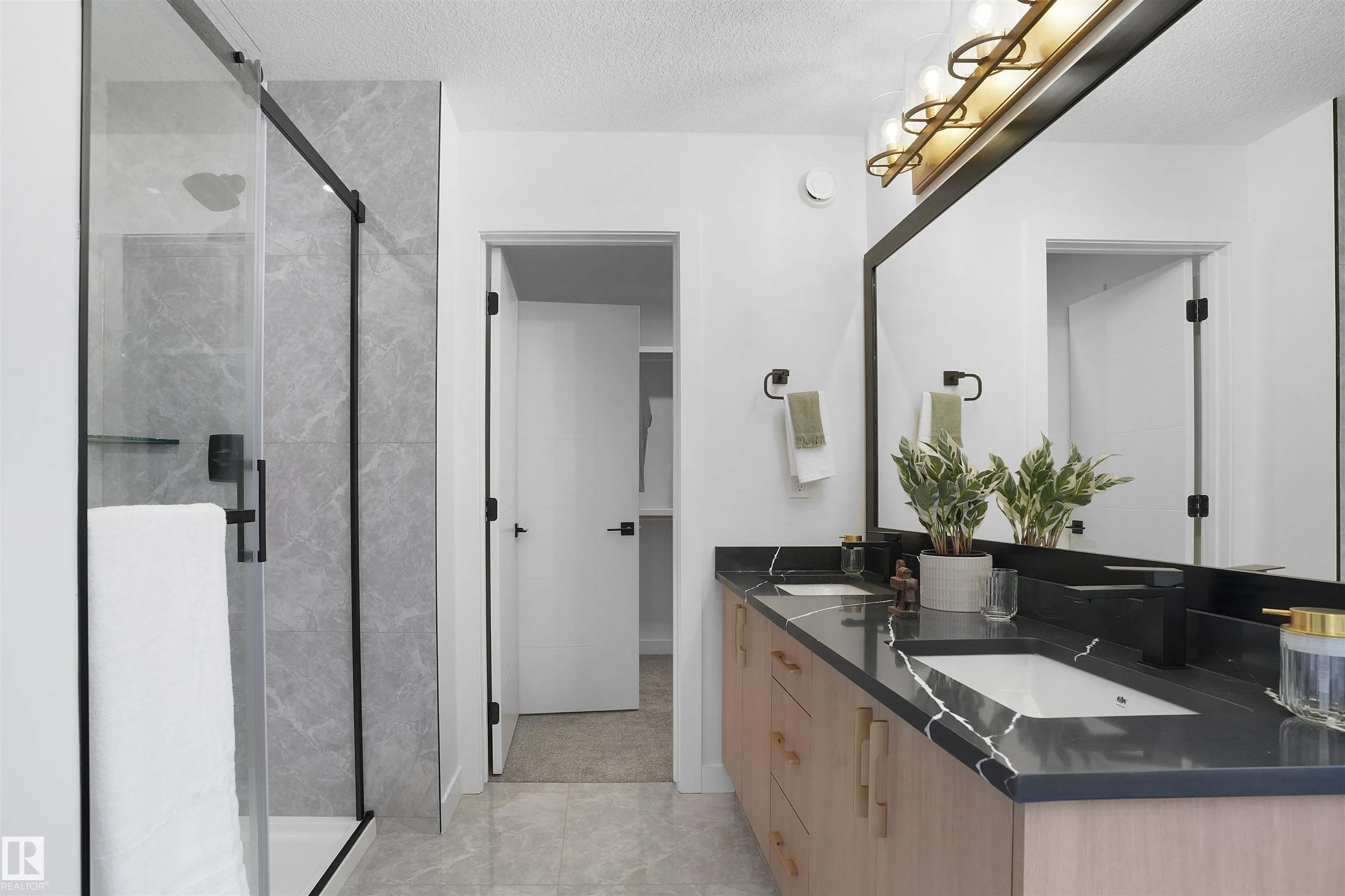 3305 Chernowski Way SW