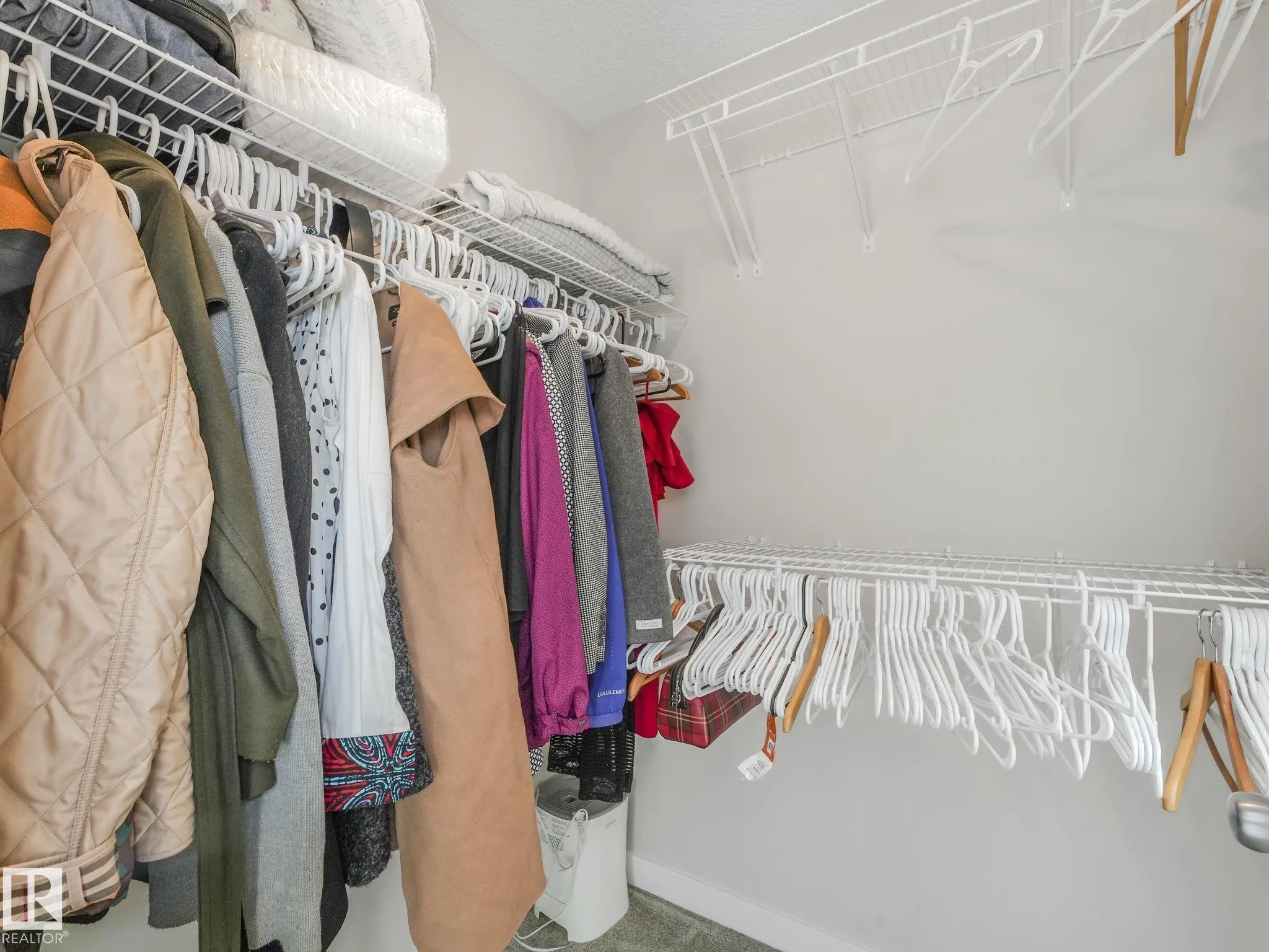 648 LEWIS GREENS Drive