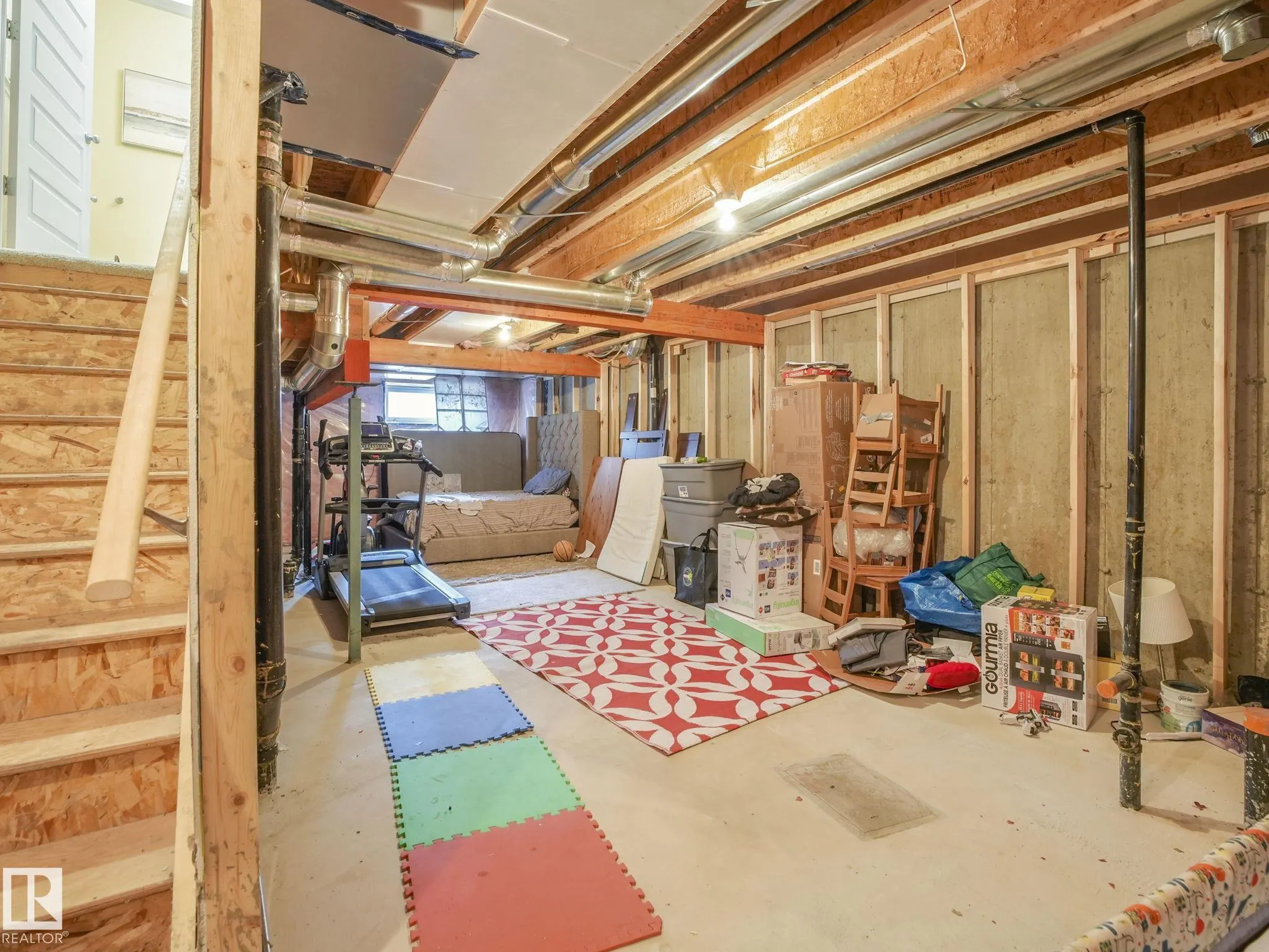 648 LEWIS GREENS Drive