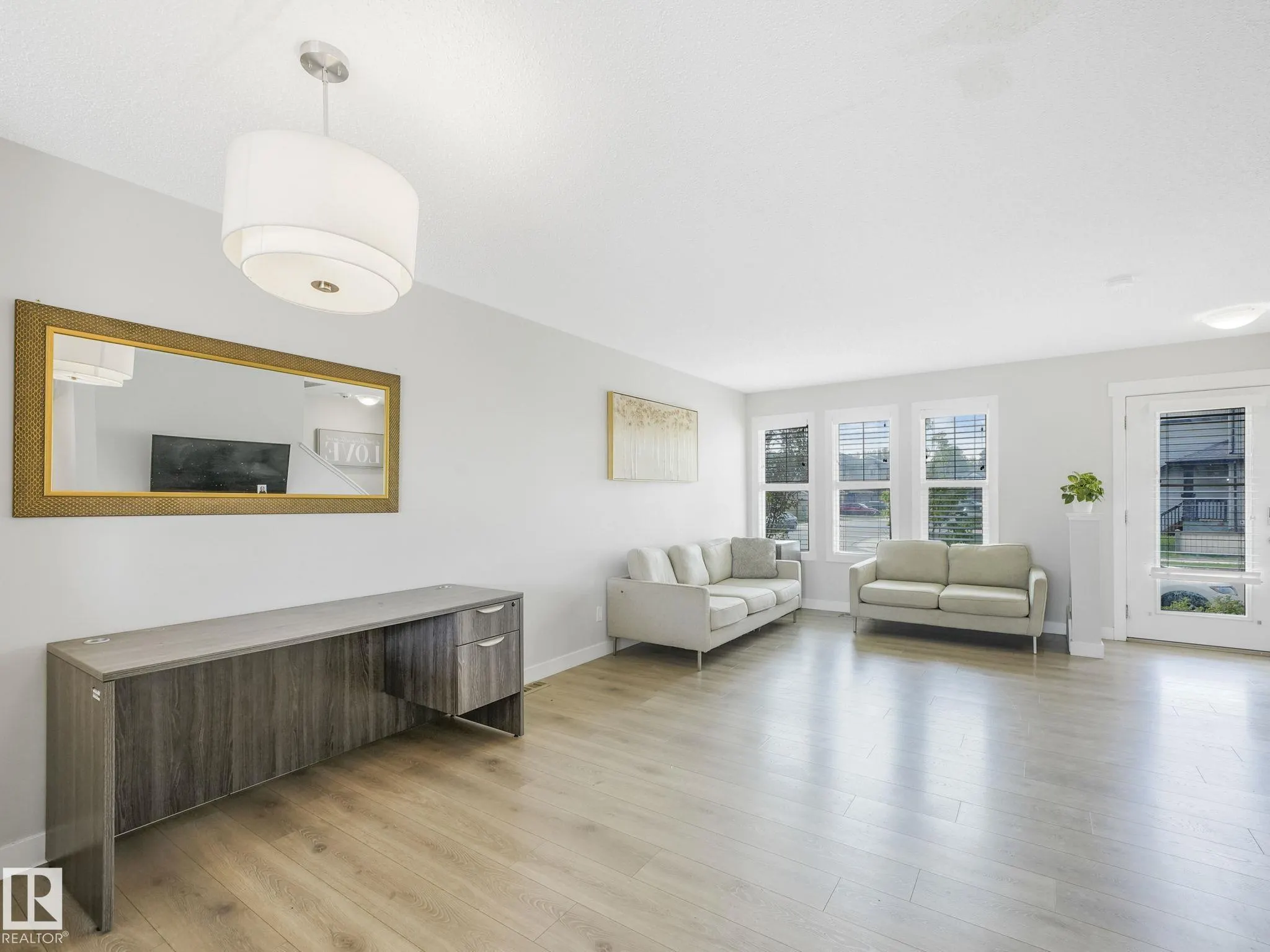 648 LEWIS GREENS Drive