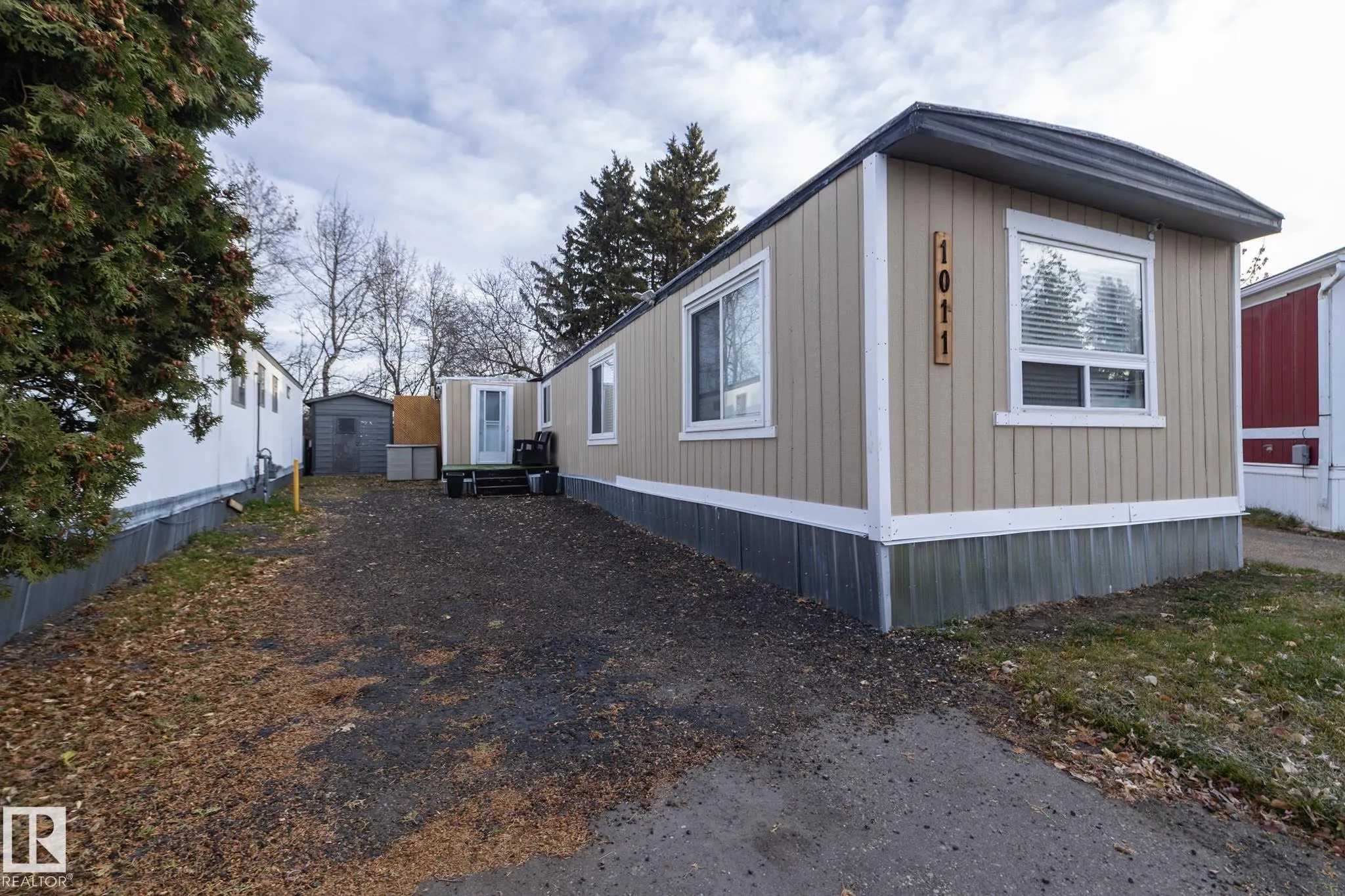 1011 West Mount Crescent