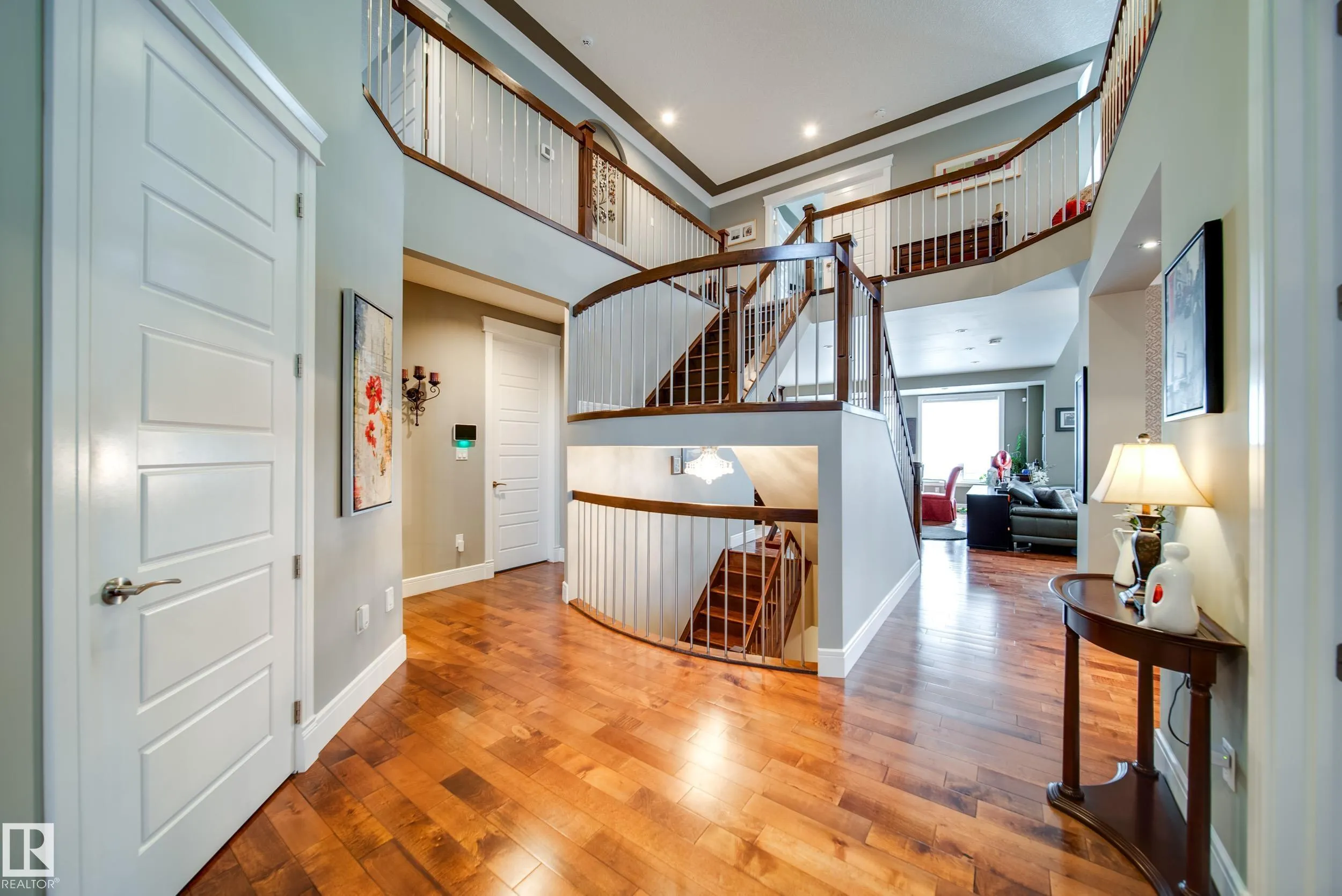 5410 MCLUHAN END End