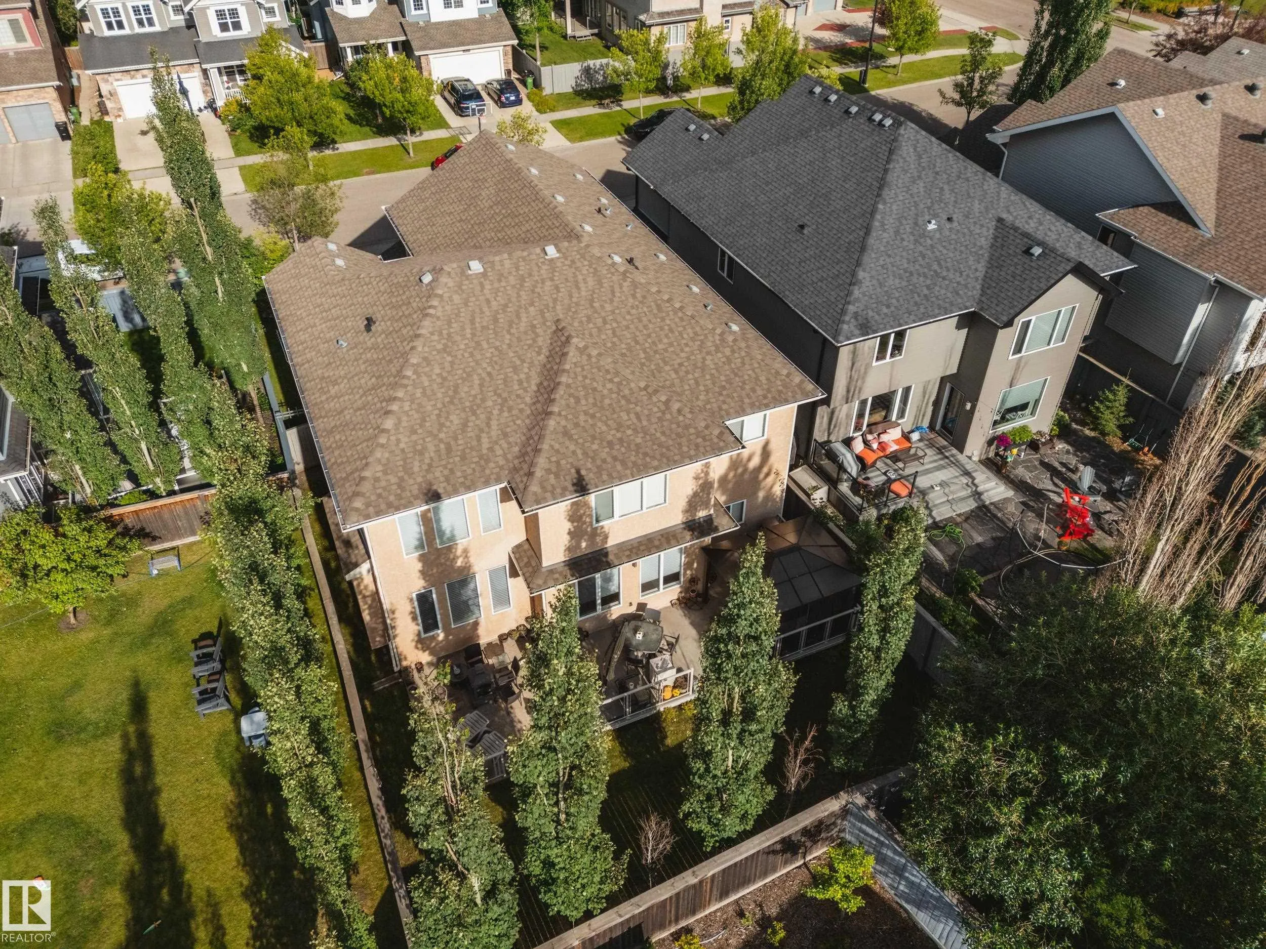 5410 MCLUHAN END End