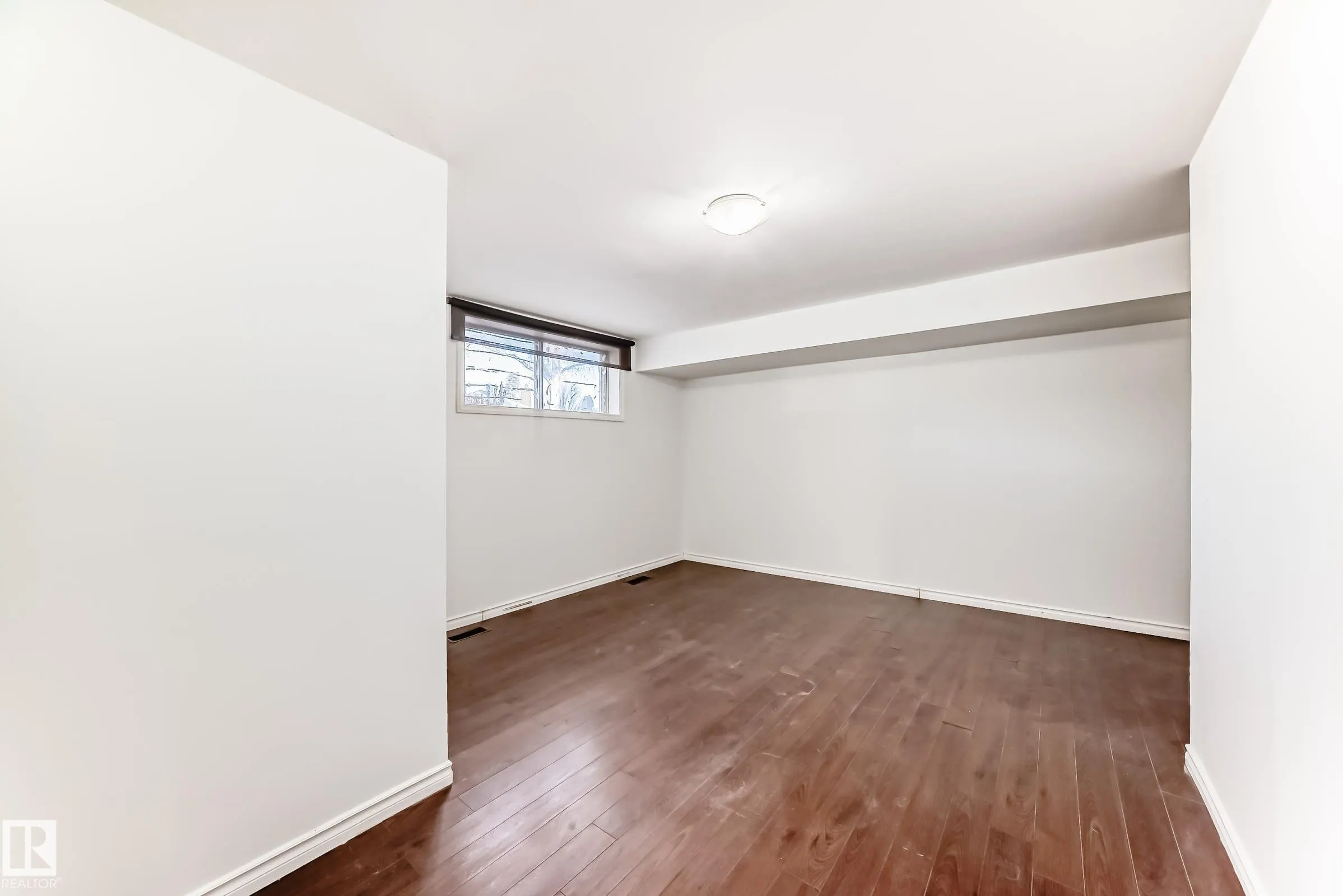 9623/9625 73 Avenue
