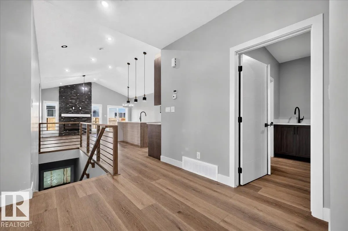 22 Mockingbird Crescent