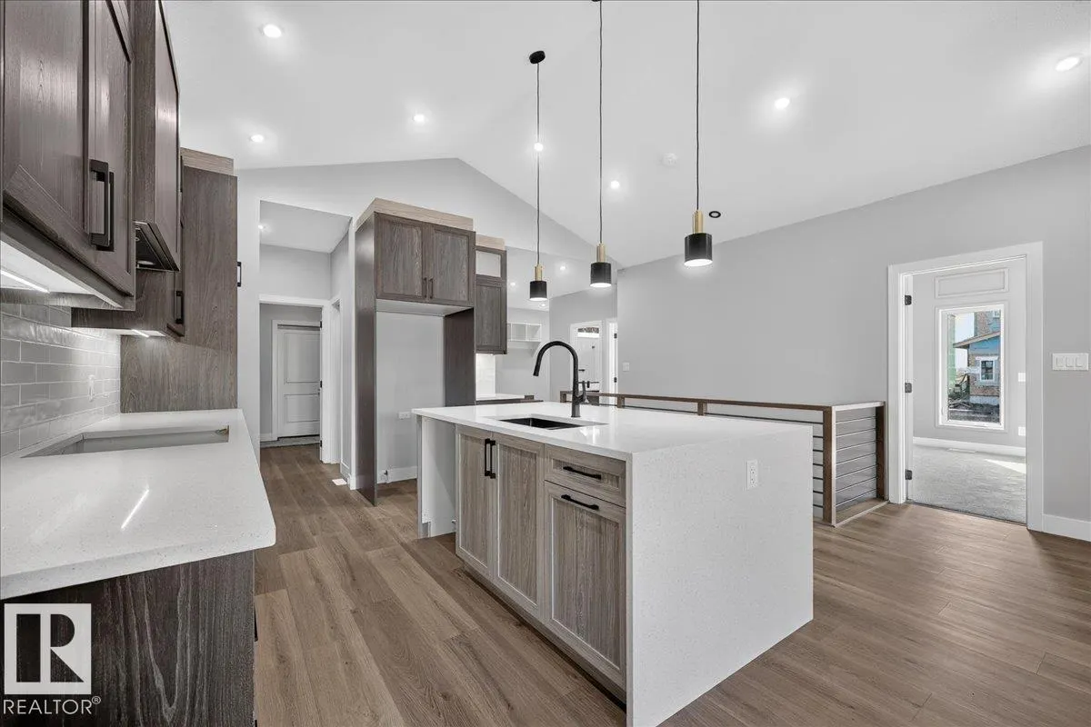22 Mockingbird Crescent