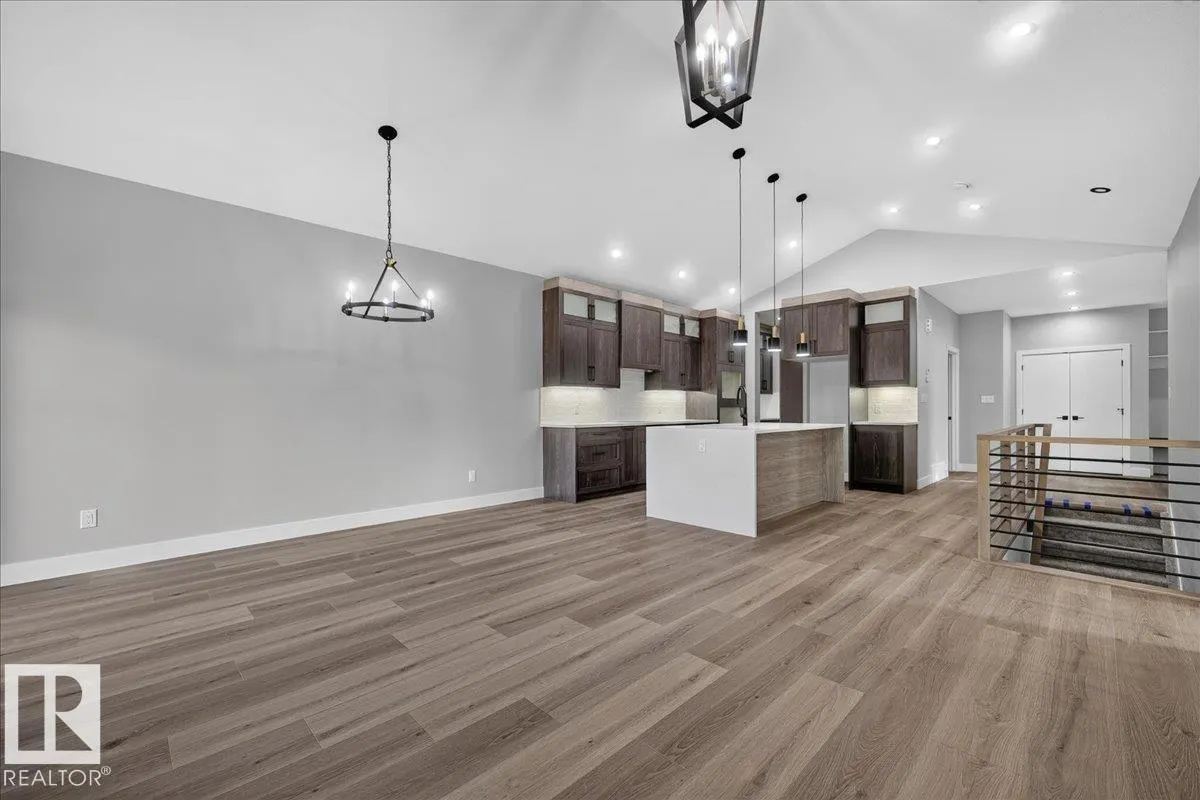22 Mockingbird Crescent