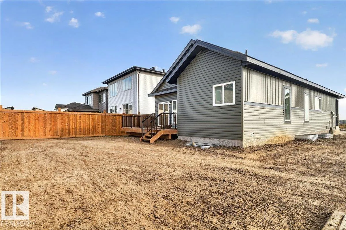 22 Mockingbird Crescent