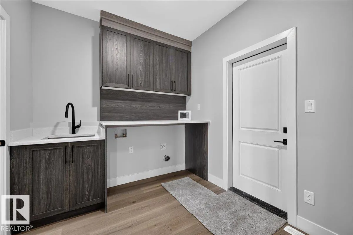 22 Mockingbird Crescent