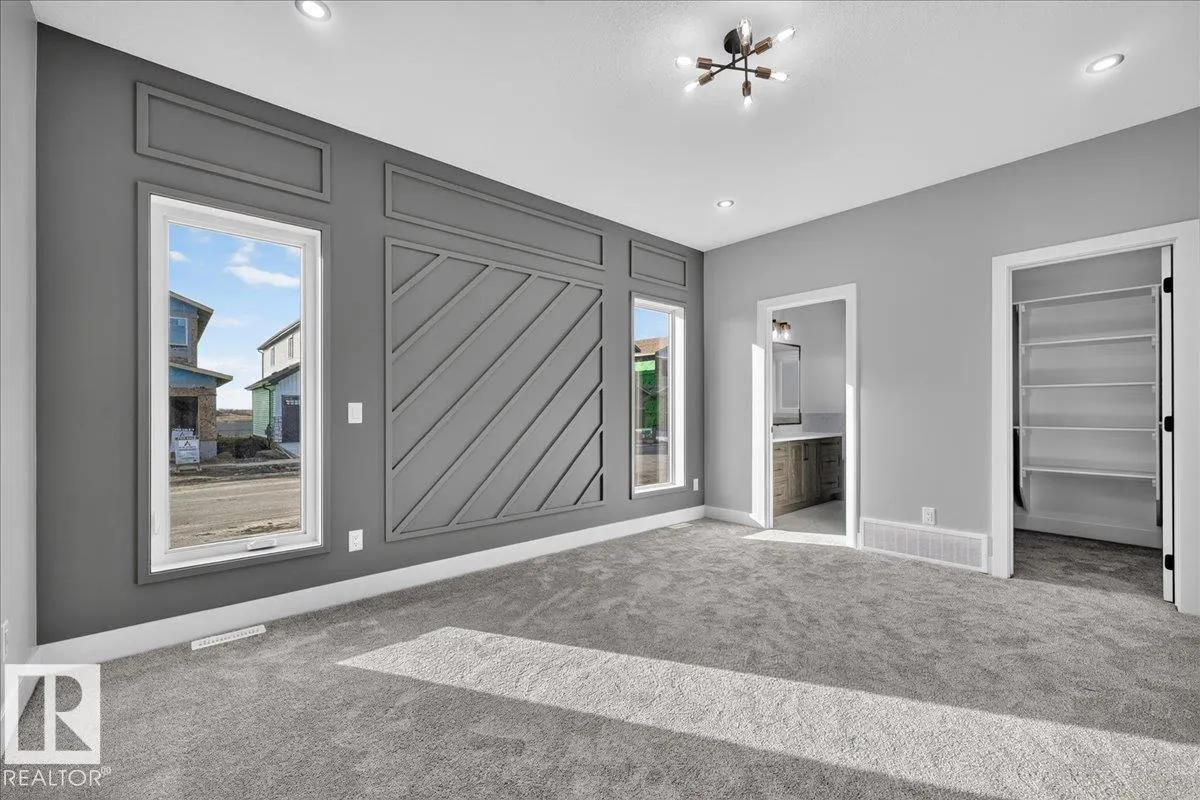 22 Mockingbird Crescent