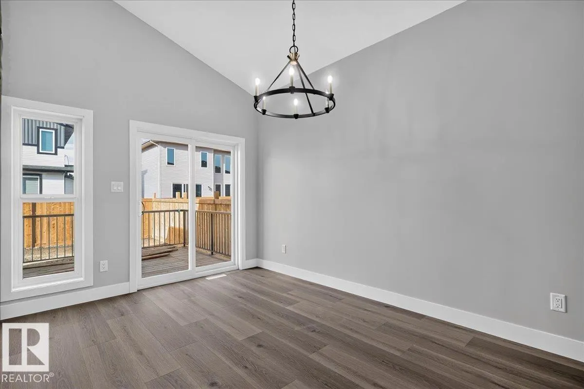 22 Mockingbird Crescent