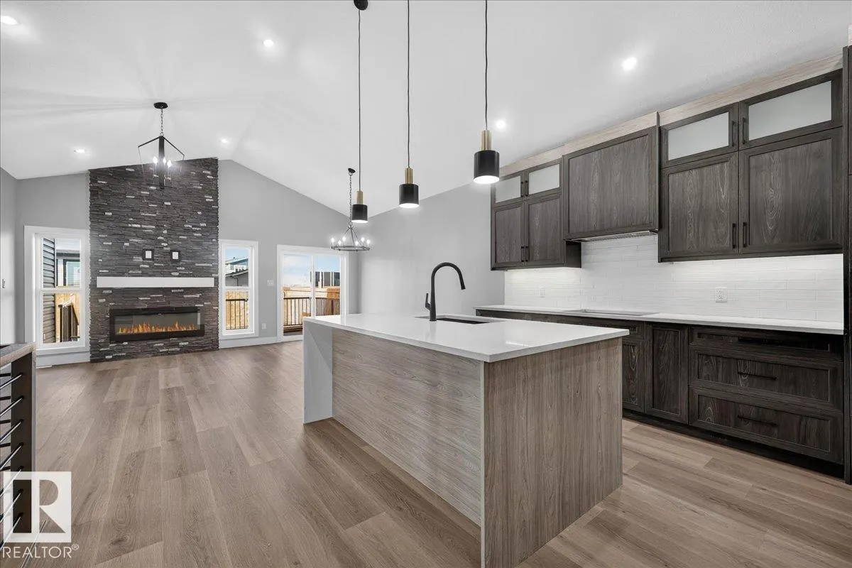 22 Mockingbird Crescent