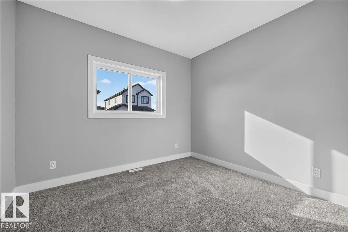 22 Mockingbird Crescent