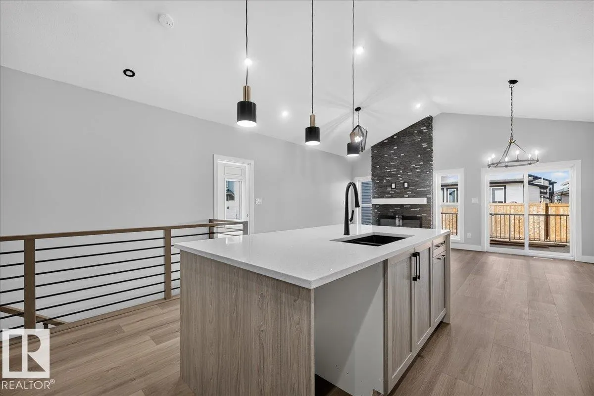 22 Mockingbird Crescent