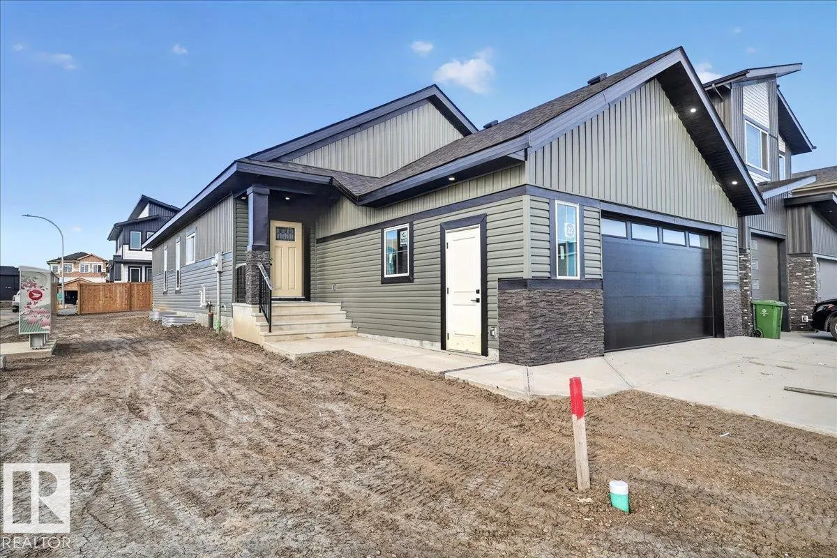 22 Mockingbird Crescent