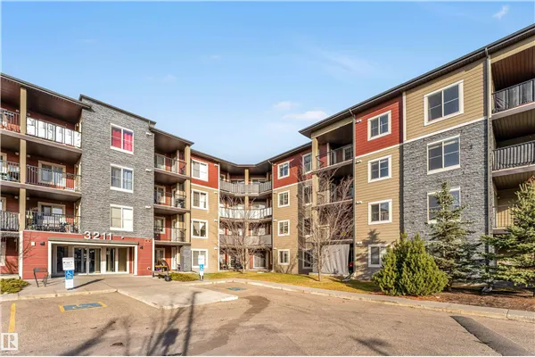 3211 JAMES MOWATT Trail