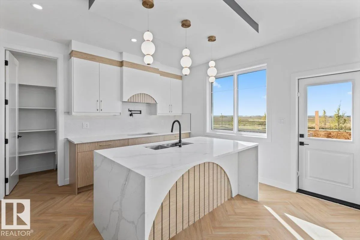 18 Owl Ridge Close