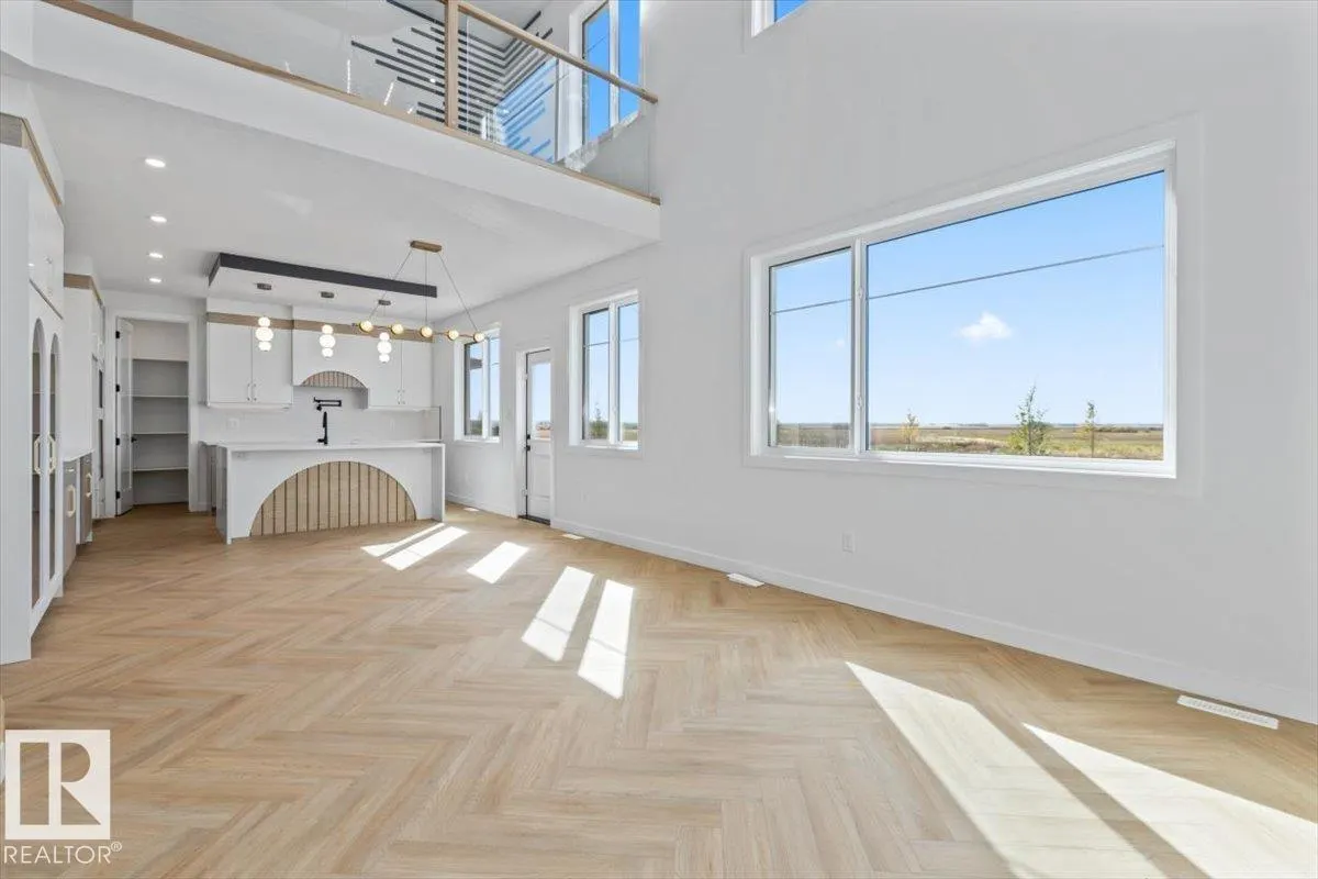 18 Owl Ridge Close