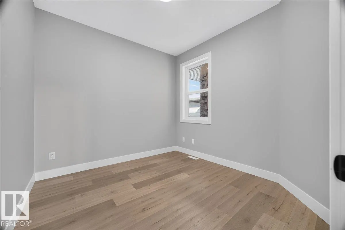 81 Mockingbird Crescent