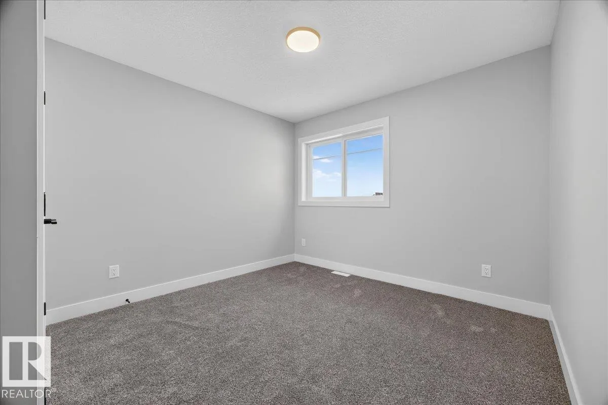 81 Mockingbird Crescent