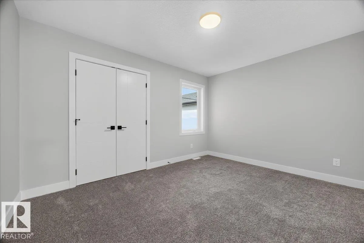 81 Mockingbird Crescent