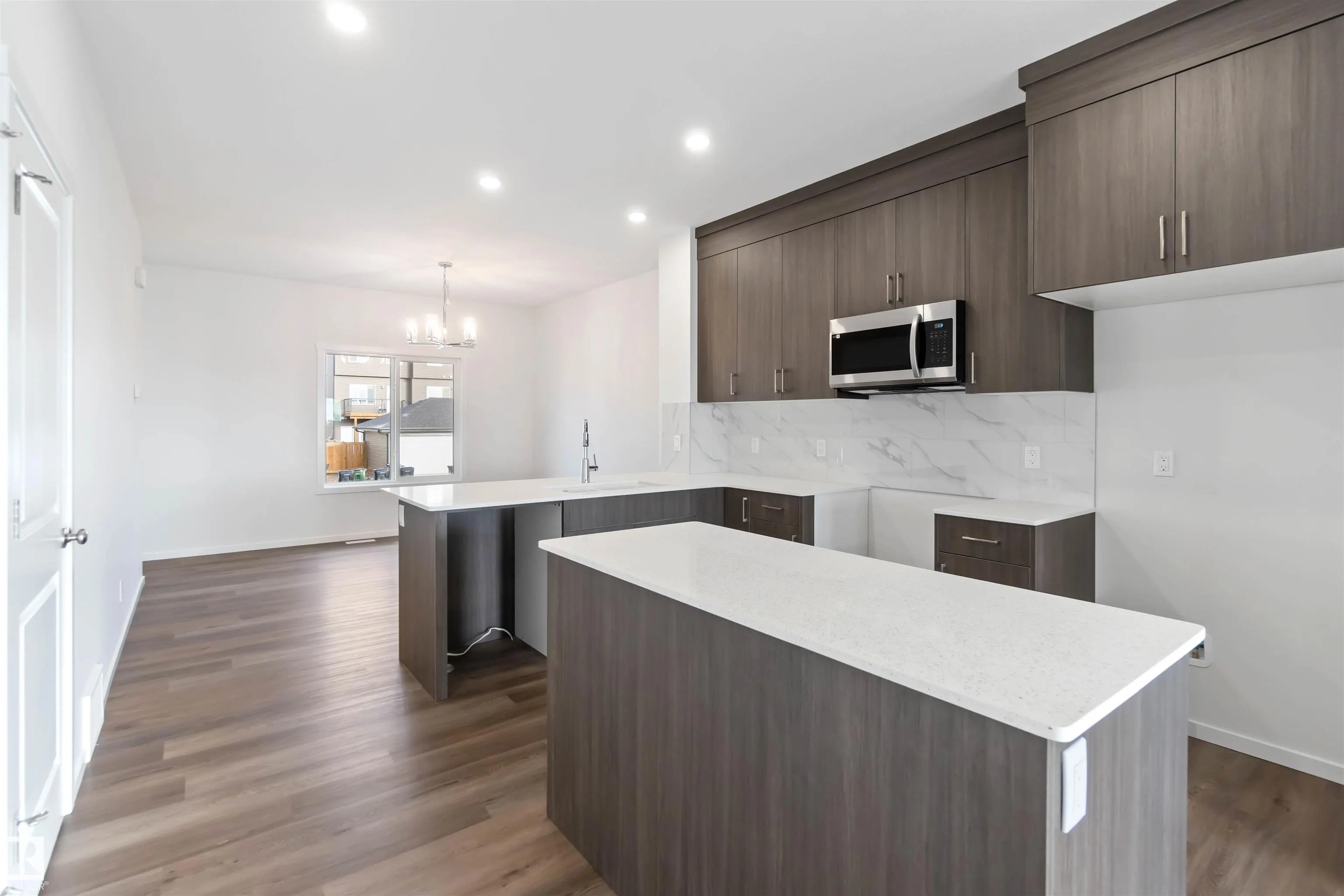 5452 Hawthorn Run