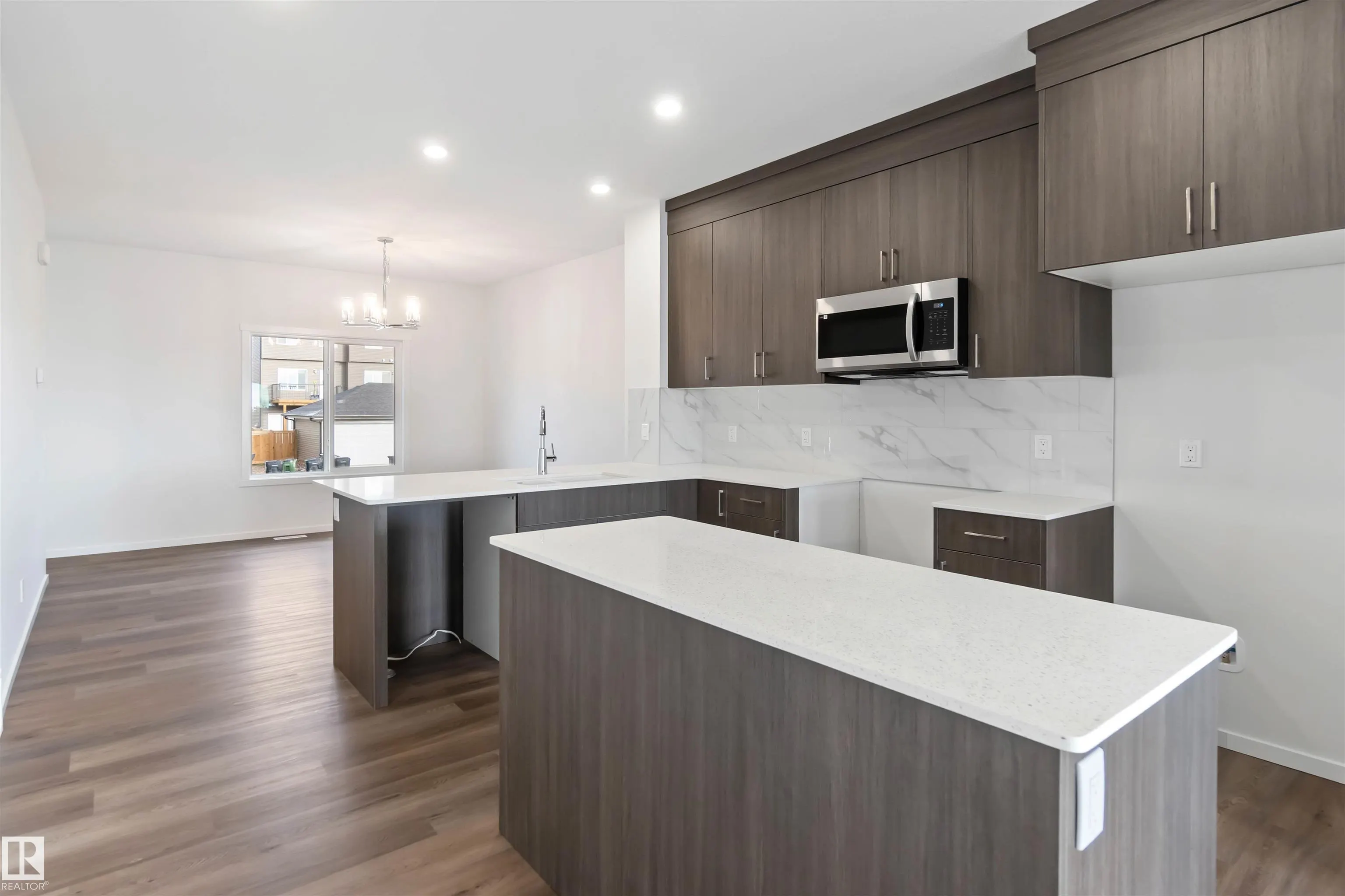 5452 Hawthorn Run
