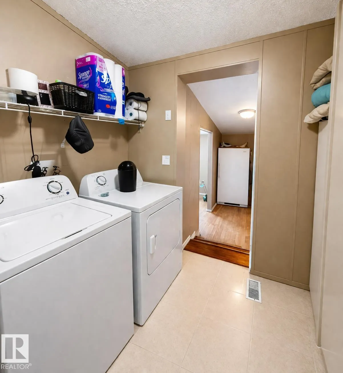 475031B RGE ROAD 251