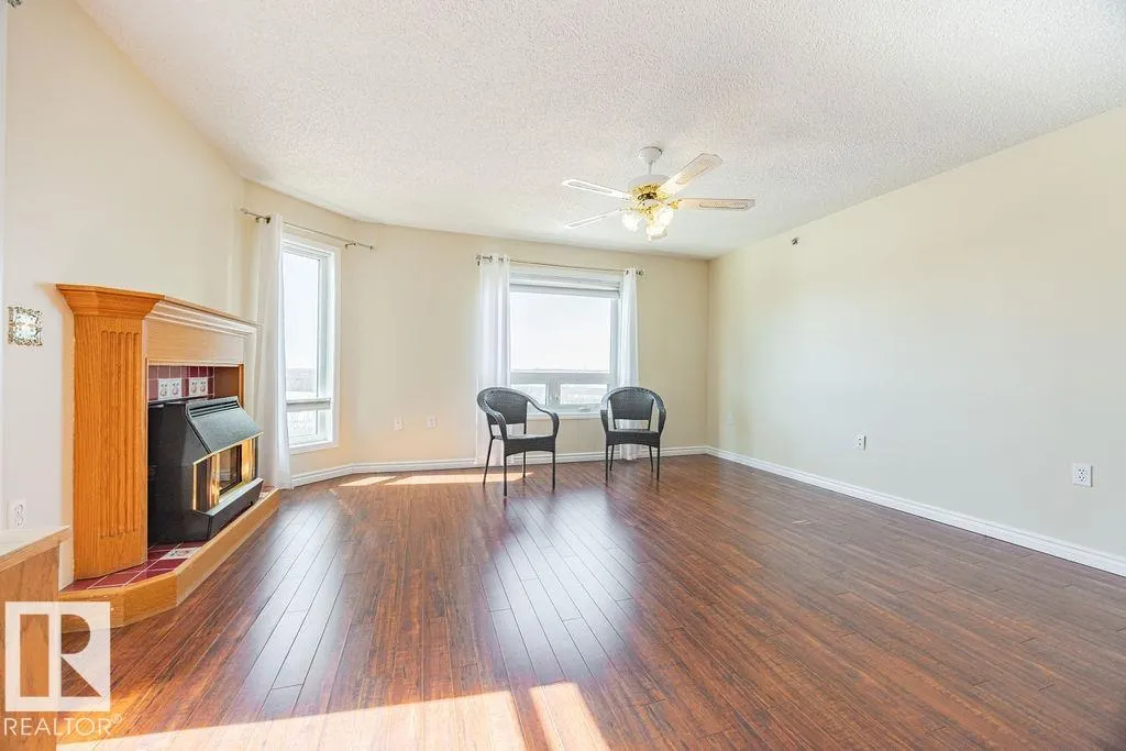 9926 100 Avenue