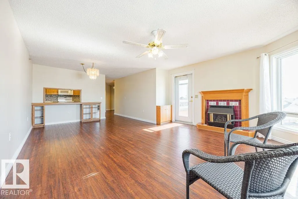 9926 100 Avenue