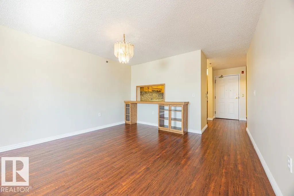 9926 100 Avenue