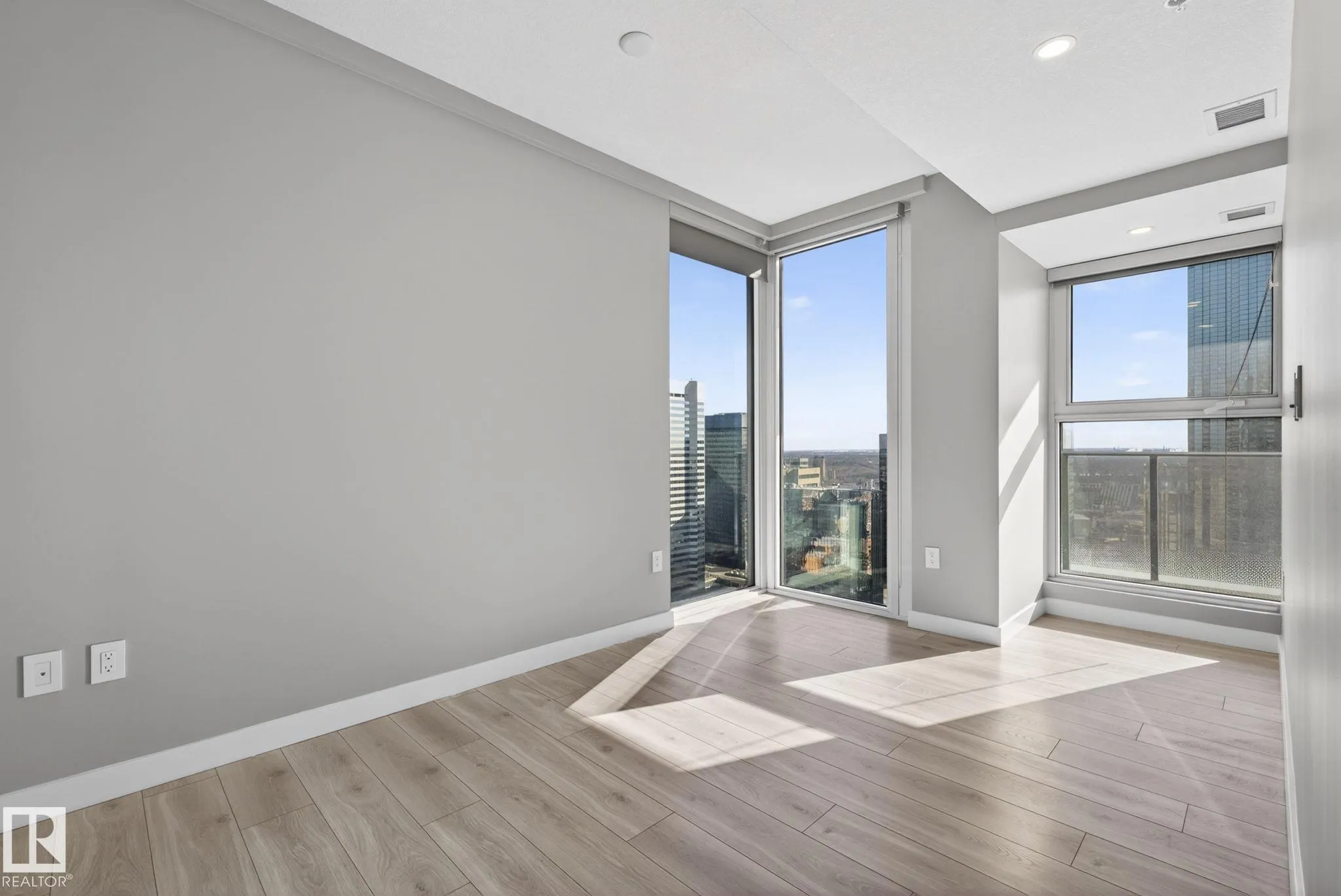 10180 103 Street