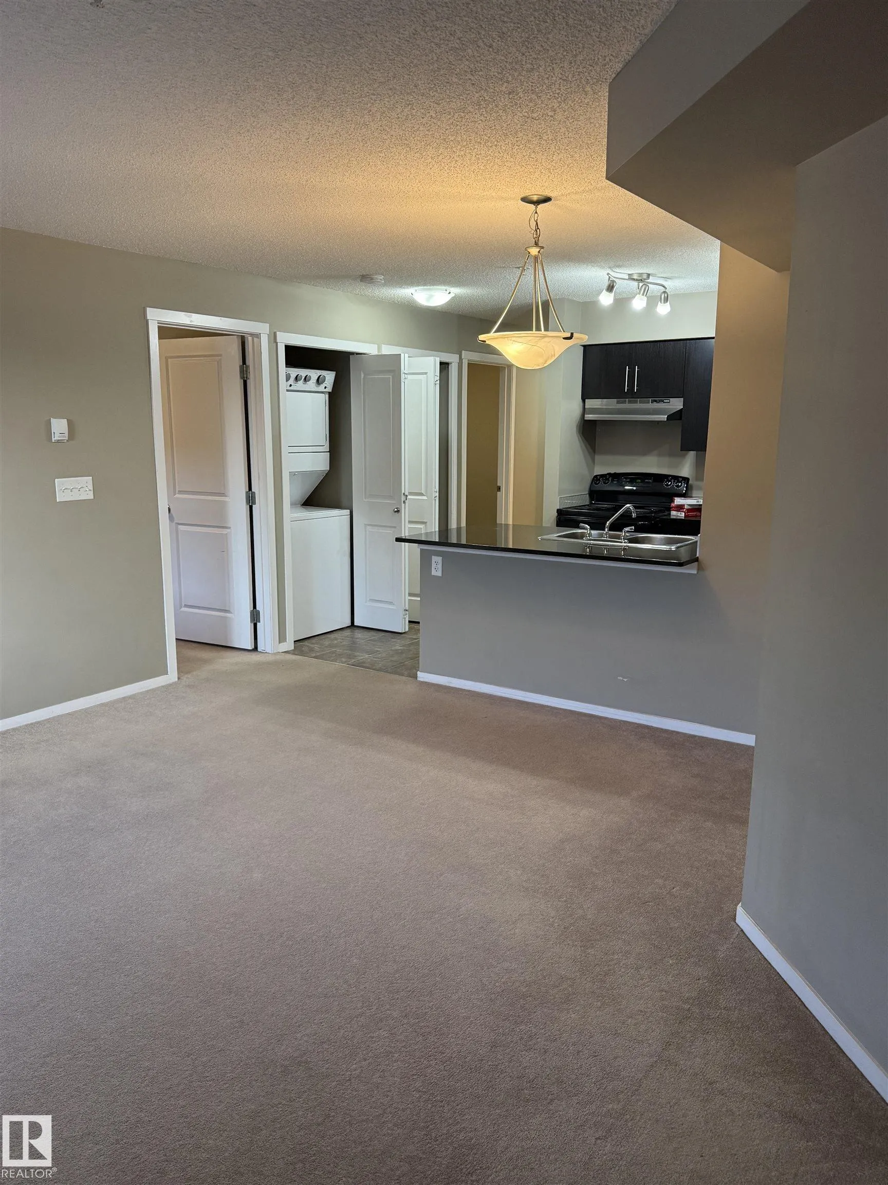3207 JAMES MOWATT Trail