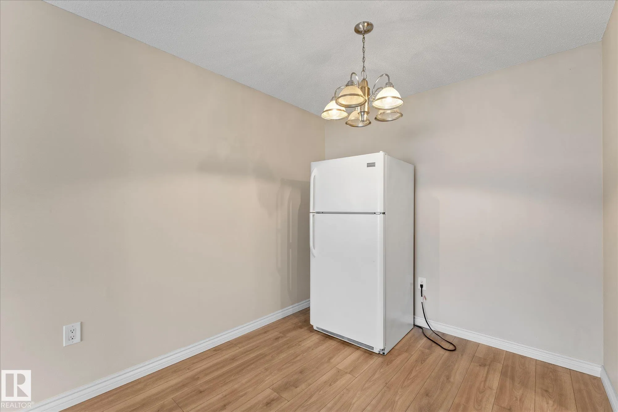 13910 STONY PLAIN Road