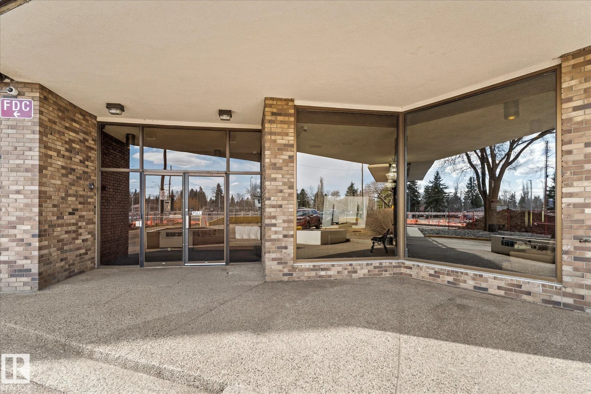 13910 STONY PLAIN Road