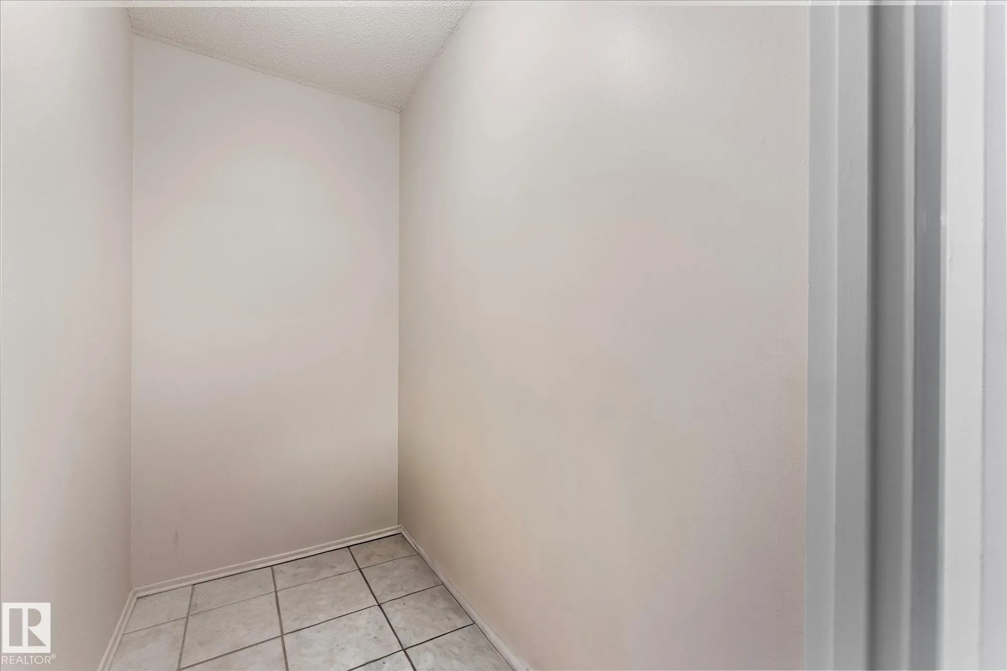 13910 STONY PLAIN Road