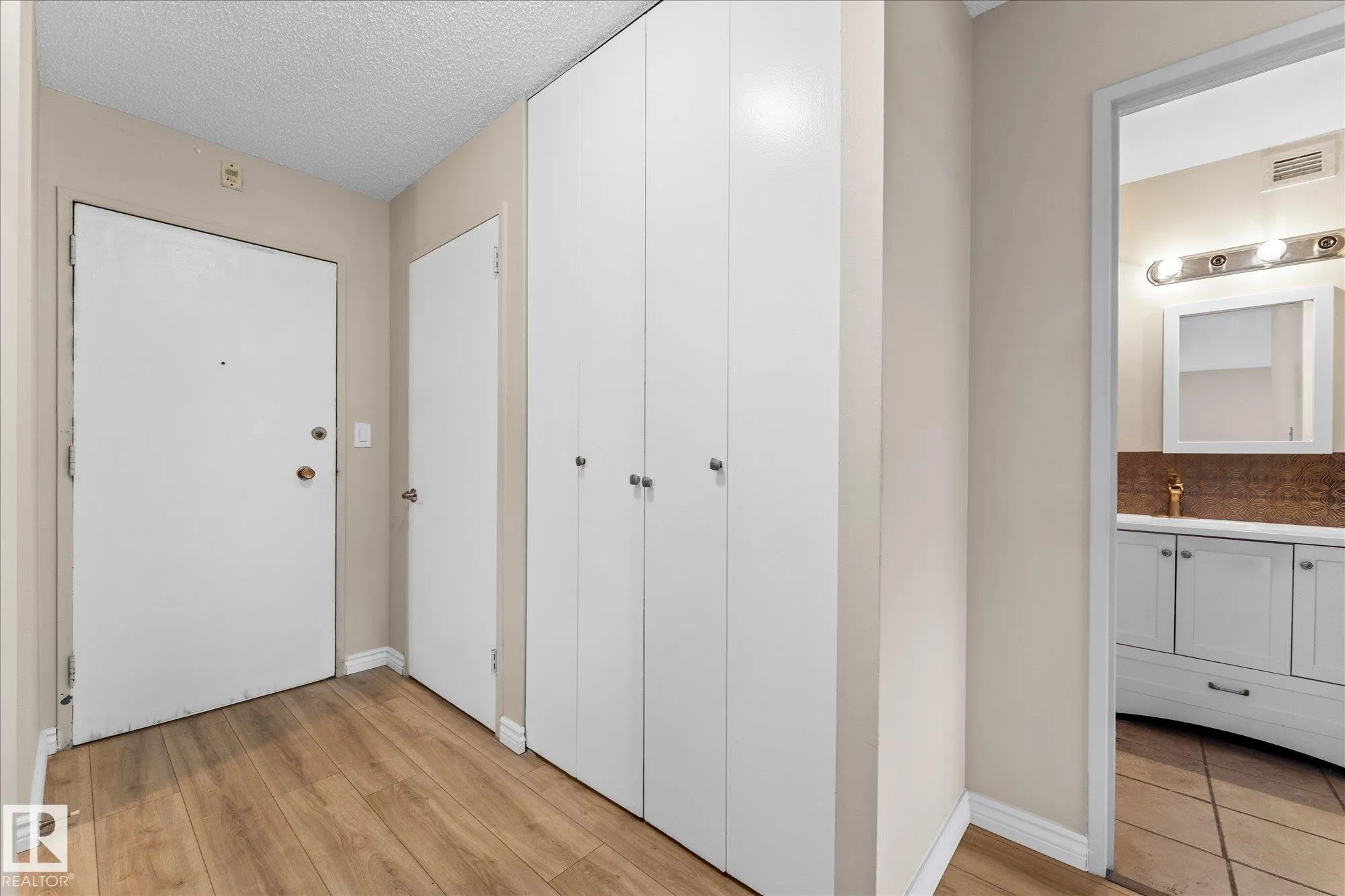13910 STONY PLAIN Road