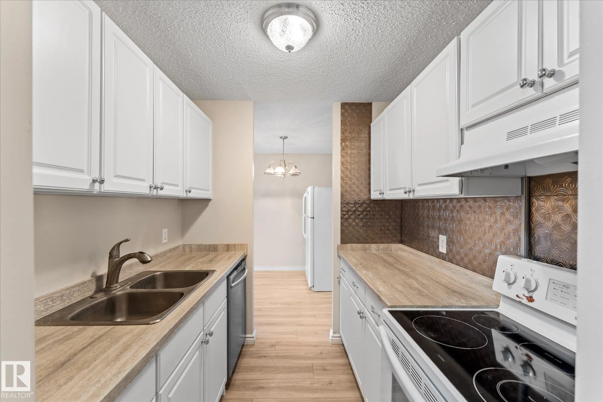 13910 STONY PLAIN Road