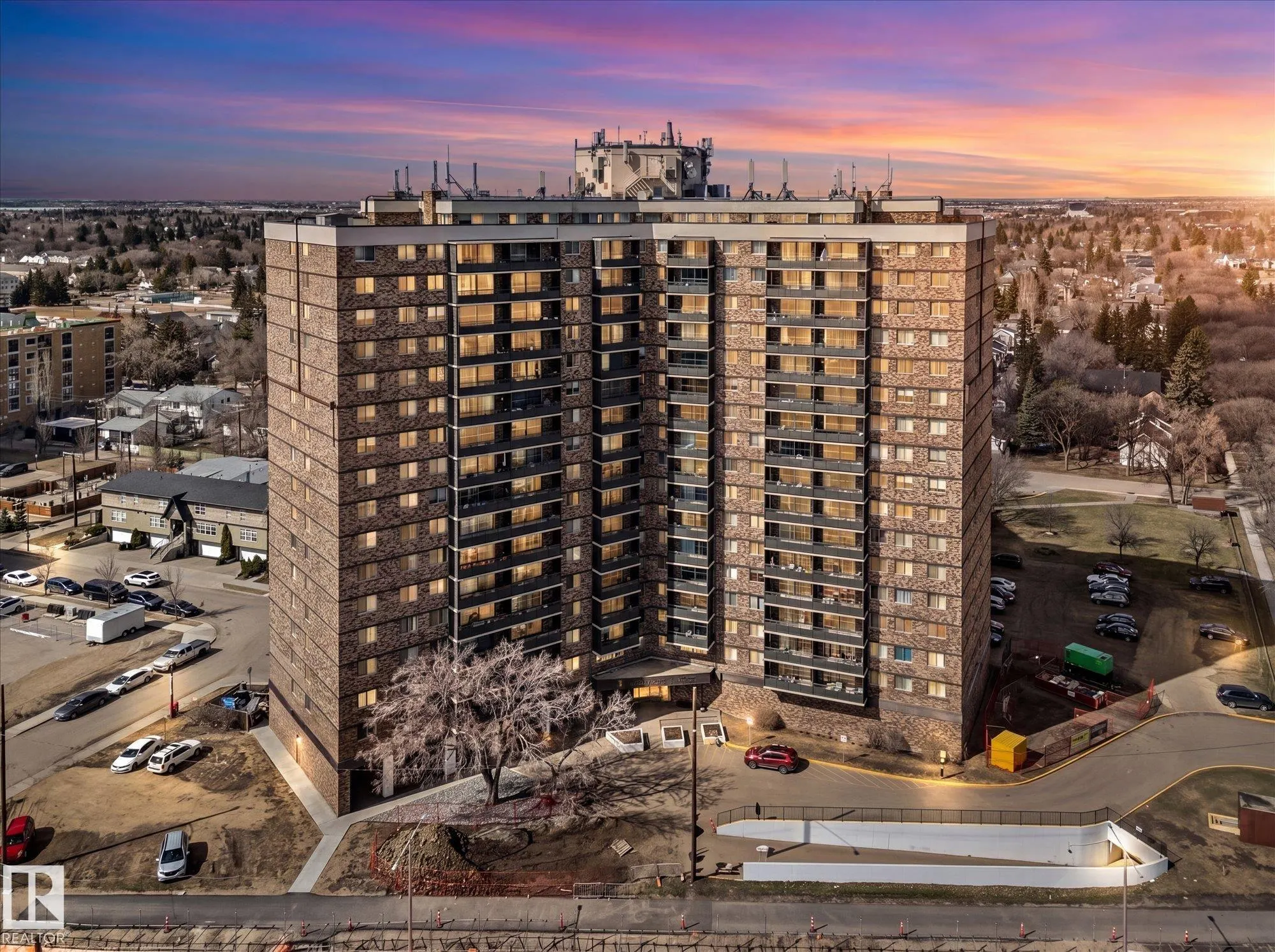 13910 STONY PLAIN Road