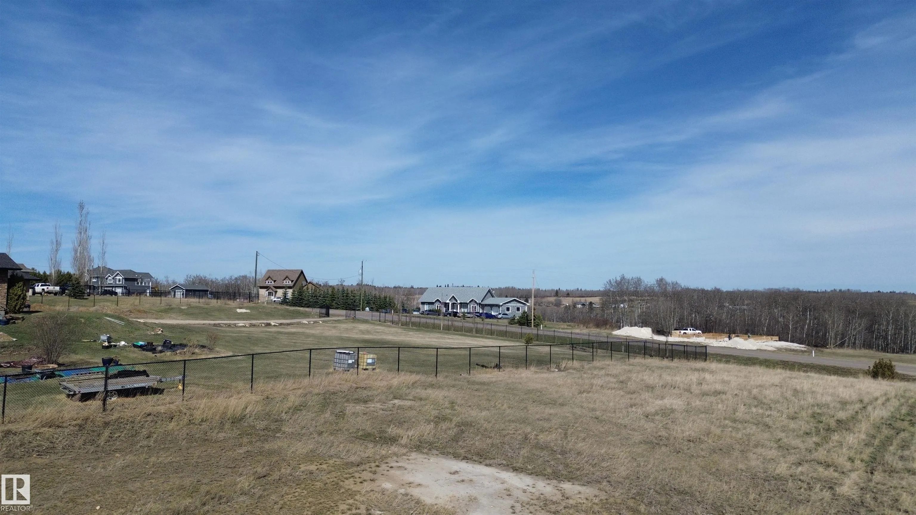 57126 RGE ROAD 233