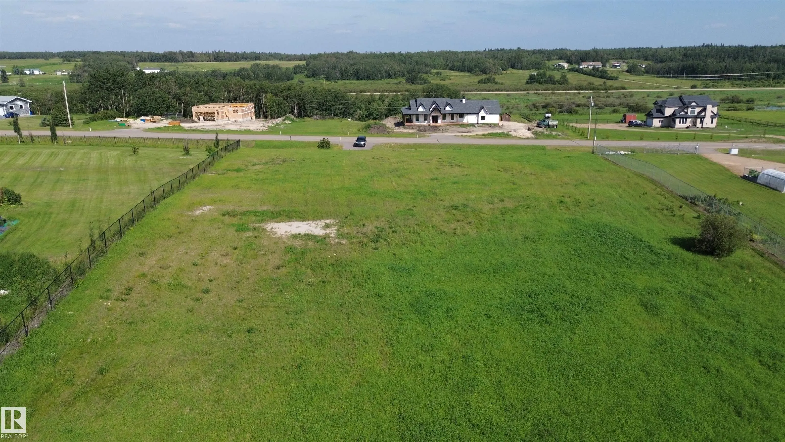 57126 RGE ROAD 233