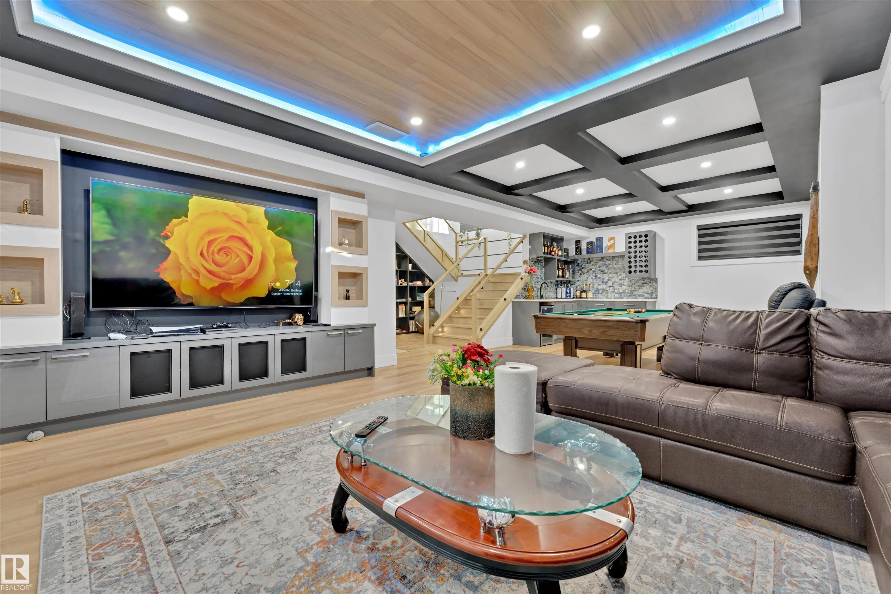 1704 19 Street