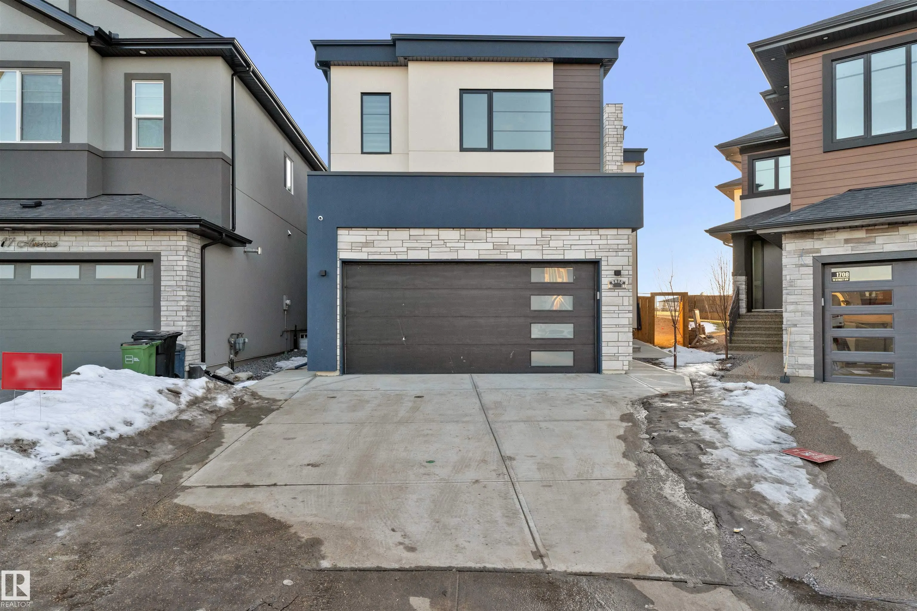 1704 19 Street
