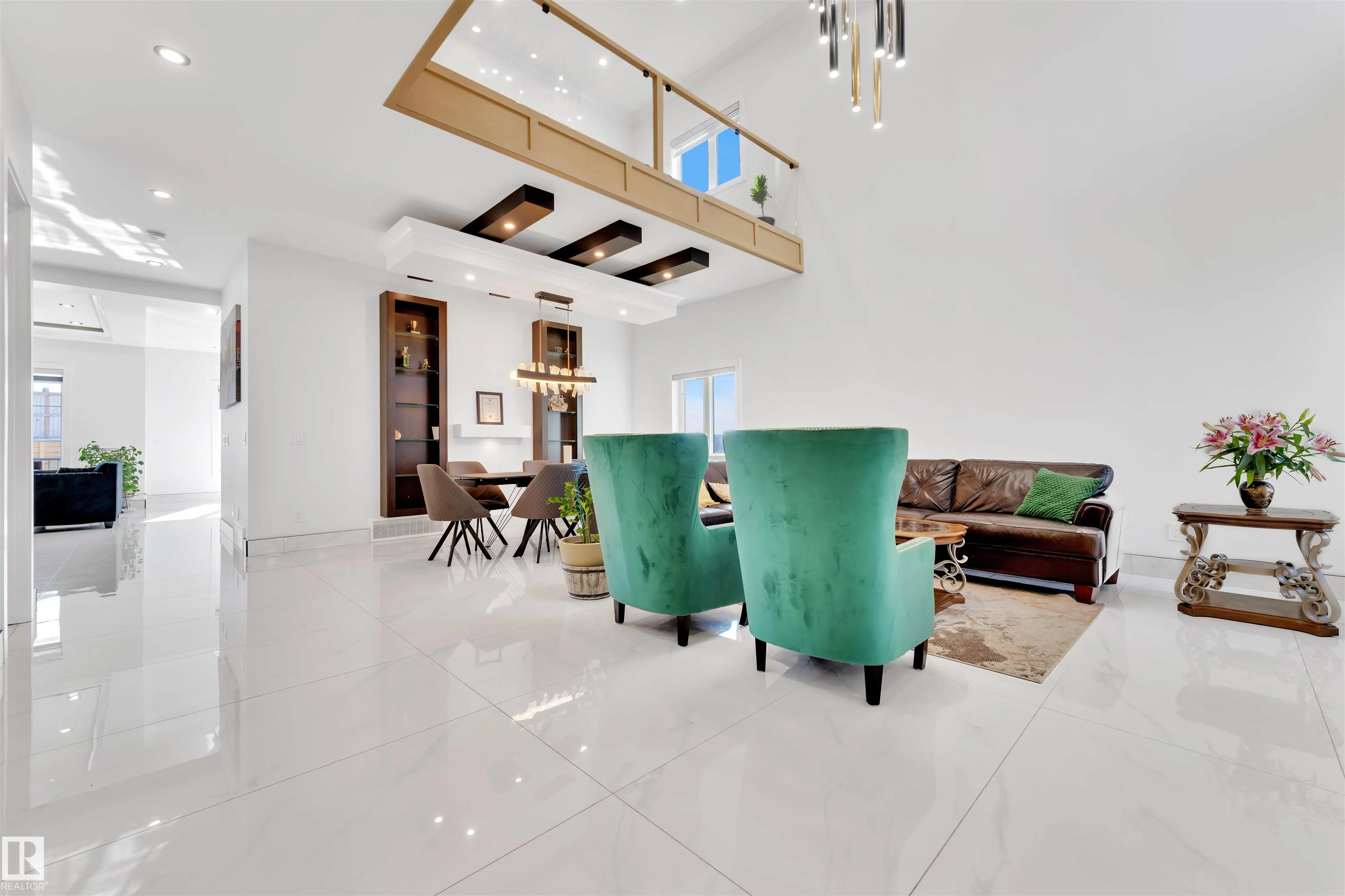 1704 19 Street