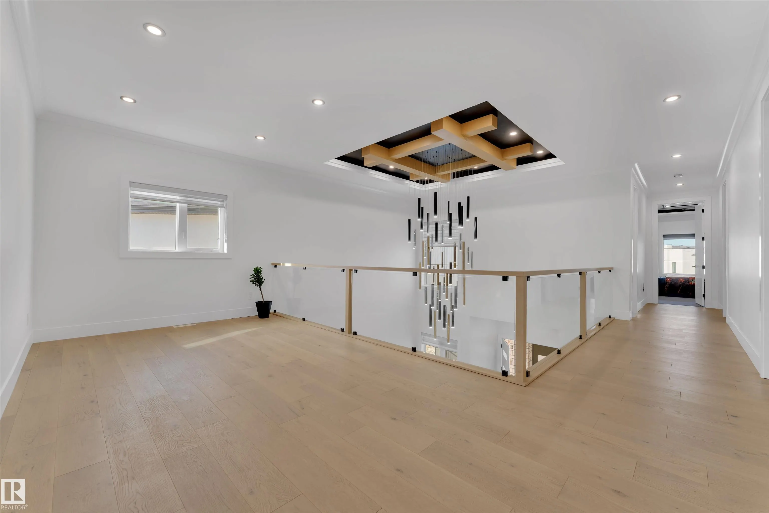 1704 19 Street