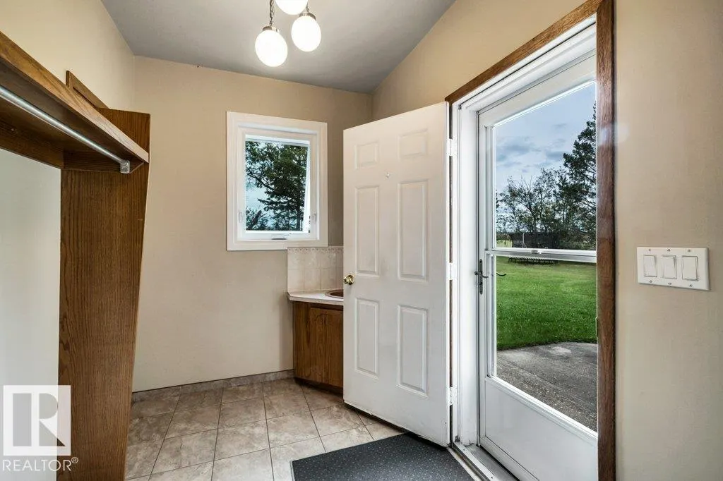 27110 Twp Rd 513