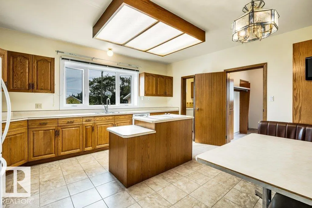 27110 Twp Rd 513