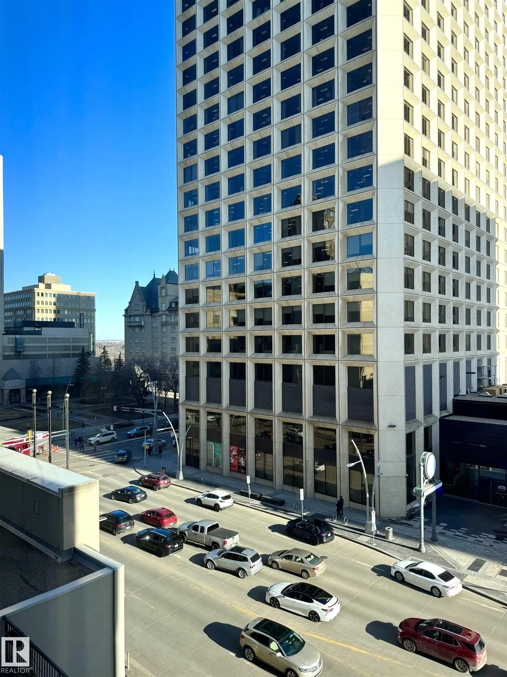 10024 JASPER Avenue