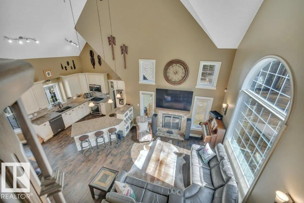 115 CRYSTAL SPRINGS Drive